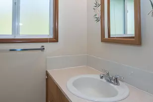 17005 SE Alder St, Portland, OR 97233 - Photo 19