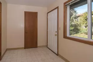 17005 SE Alder St, Portland, OR 97233 - Photo 13