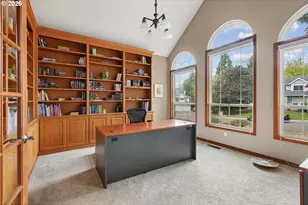 12504 Shelby Ct, Lake Oswego, OR 97035 - Photo 21