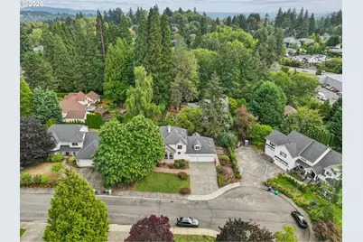 12504 Shelby Ct, Lake Oswego, OR 97035 - Photo 45