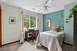 12504 Shelby Ct, Lake Oswego, OR 97035 - Photo 31