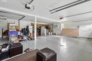 12504 Shelby Ct, Lake Oswego, OR 97035 - Photo 35