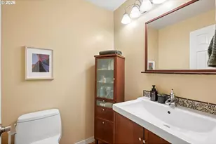 12504 Shelby Ct, Lake Oswego, OR 97035 - Photo 33