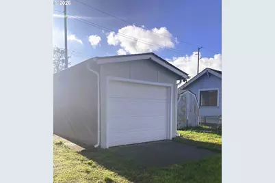 507 Clark St, Kelso, WA 98626 - Photo 1