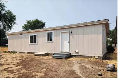 623 SW 2nd St, Madras, OR 97741 - Photo 15