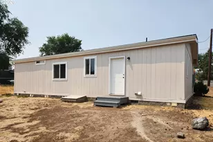 623 SW 2nd St, Madras, OR 97741 - Photo 15