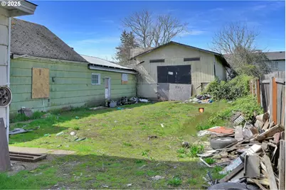 150 N Cleveland St, Eugene, OR 97402 - Photo 3