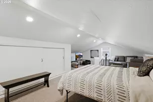 208 N College St, Newberg, OR 97132 - Photo 25