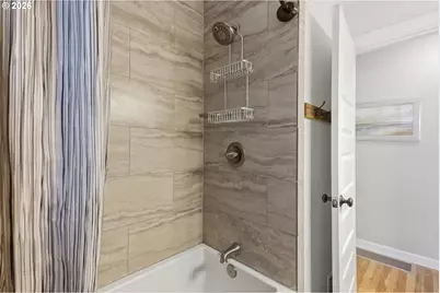 208 N College St, Newberg, OR 97132 - Photo 21