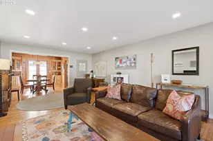 208 N College St, Newberg, OR 97132 - Photo 5