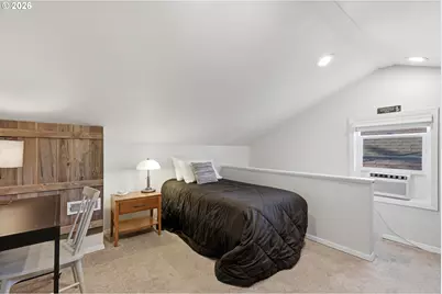 208 N College St, Newberg, OR 97132 - Photo 23