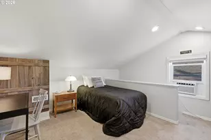208 N College St, Newberg, OR 97132 - Photo 23