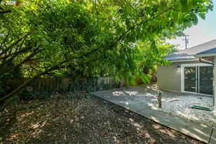 129 NW 11th St, Corvallis, OR 97330 - Photo 33