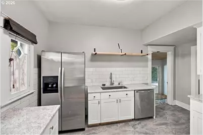 129 NW 11th St, Corvallis, OR 97330 - Photo 11