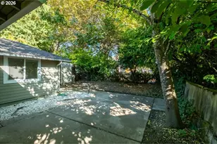 129 NW 11th St, Corvallis, OR 97330 - Photo 31