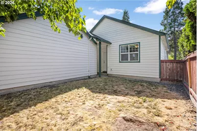 730 NE Pacific Dr, Fairview, OR 97024 - Photo 23