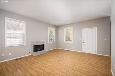 730 NE Pacific Dr, Fairview, OR 97024 - Photo 5