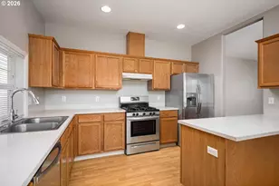 730 NE Pacific Dr, Fairview, OR 97024 - Photo 7