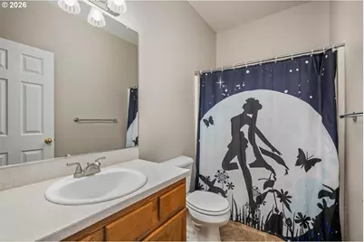 730 NE Pacific Dr, Fairview, OR 97024 - Photo 19