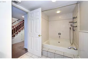 3005 NE 49th St, Vancouver, WA 98663 - Photo 23