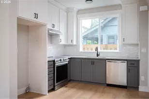 3184 SE 62nd Ave, Portland, OR 97206 - Photo 9