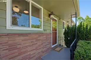 1885 SW Huntington Ave, Portland, OR 97225 - Photo 3