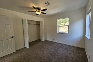 2750 SE Booth Ave, Roseburg, OR 97470 - Photo 29