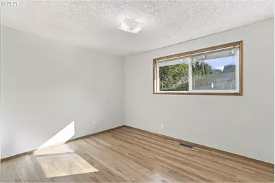 13670 SW 22nd St, Beaverton, OR 97008 - Photo 19
