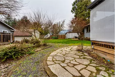 2790 23rd St, Springfield, OR 97477 - Photo 35
