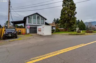 2790 23rd St, Springfield, OR 97477 - Photo 33