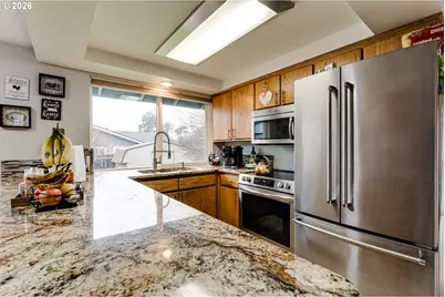 2790 23rd St, Springfield, OR 97477 - Photo 13