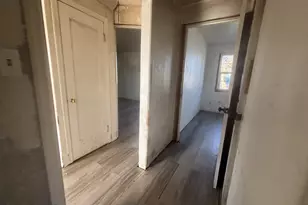 395 36th St, Springfield, OR 97478 - Photo 9