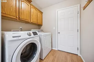 661 NW Connell Ave, Hillsboro, OR 97124 - Photo 33