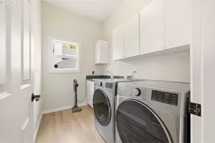 2411 NW Birkendene St, Portland, OR 97229 - Photo 35
