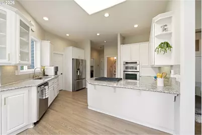 2411 NW Birkendene St, Portland, OR 97229 - Photo 9
