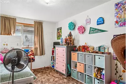 131 N 10th St, Cottage Grove, OR 97424 - Photo 15