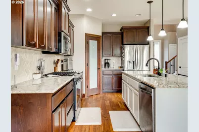 2170 N L Ct, Washougal, WA 98671 - Photo 9