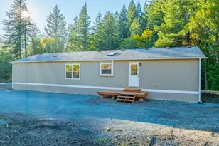 20191 Hwy 42, Myrtle Point, OR 97458 - Photo 39