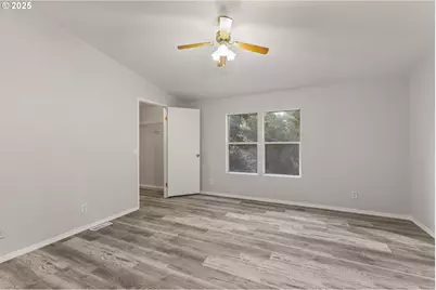 20191 Highway 42, Myrtle Point, OR 97458 - Photo 25