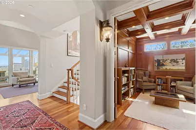 2107 SW Market Street Dr, Portland, OR 97201 - Photo 7