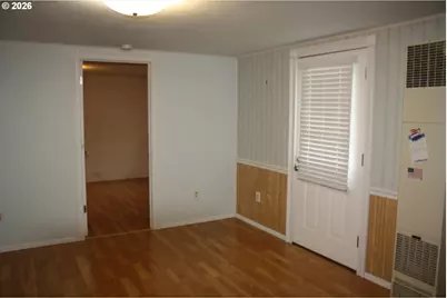 882 NE Rifle Range St, Roseburg, OR 97470 - Photo 13