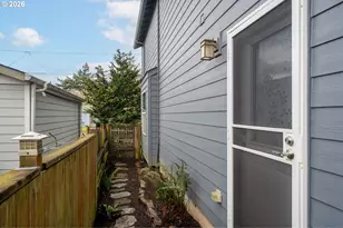 8011 N Foss Ave, Portland, OR 97203 - Photo 31