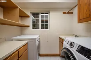 1471 Burns St, West Linn, OR 97068 - Photo 21