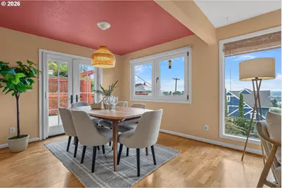 307 SW Hamilton St, Portland, OR 97239 - Photo 9