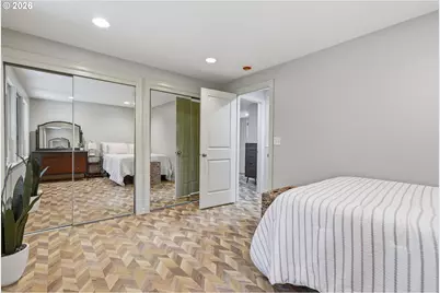 7325 SE Barbara Welch Rd, Portland, OR 97236 - Photo 17