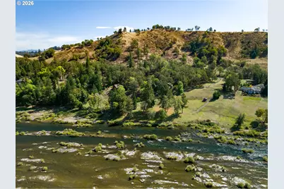 9600 South Bank Dr, Roseburg, OR 97470 - Photo 45
