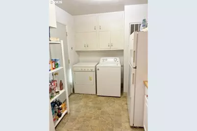 722 SW 28th St, Pendleton, OR 97801 - Photo 7
