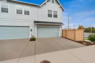 8660 SE Crescent Dr, Hillsboro, OR 97124 - Photo 5