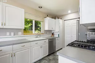 6636 SW Ebb Ave, Lincoln City, OR 97367 - Photo 13