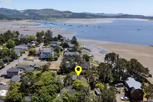 6636 SW Ebb Ave, Lincoln City, OR 97367 - Photo 37